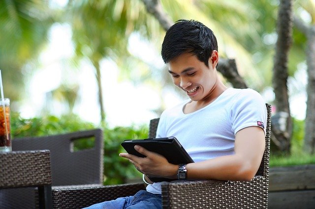 How to build an ecommerce website with no money and technical knowledge